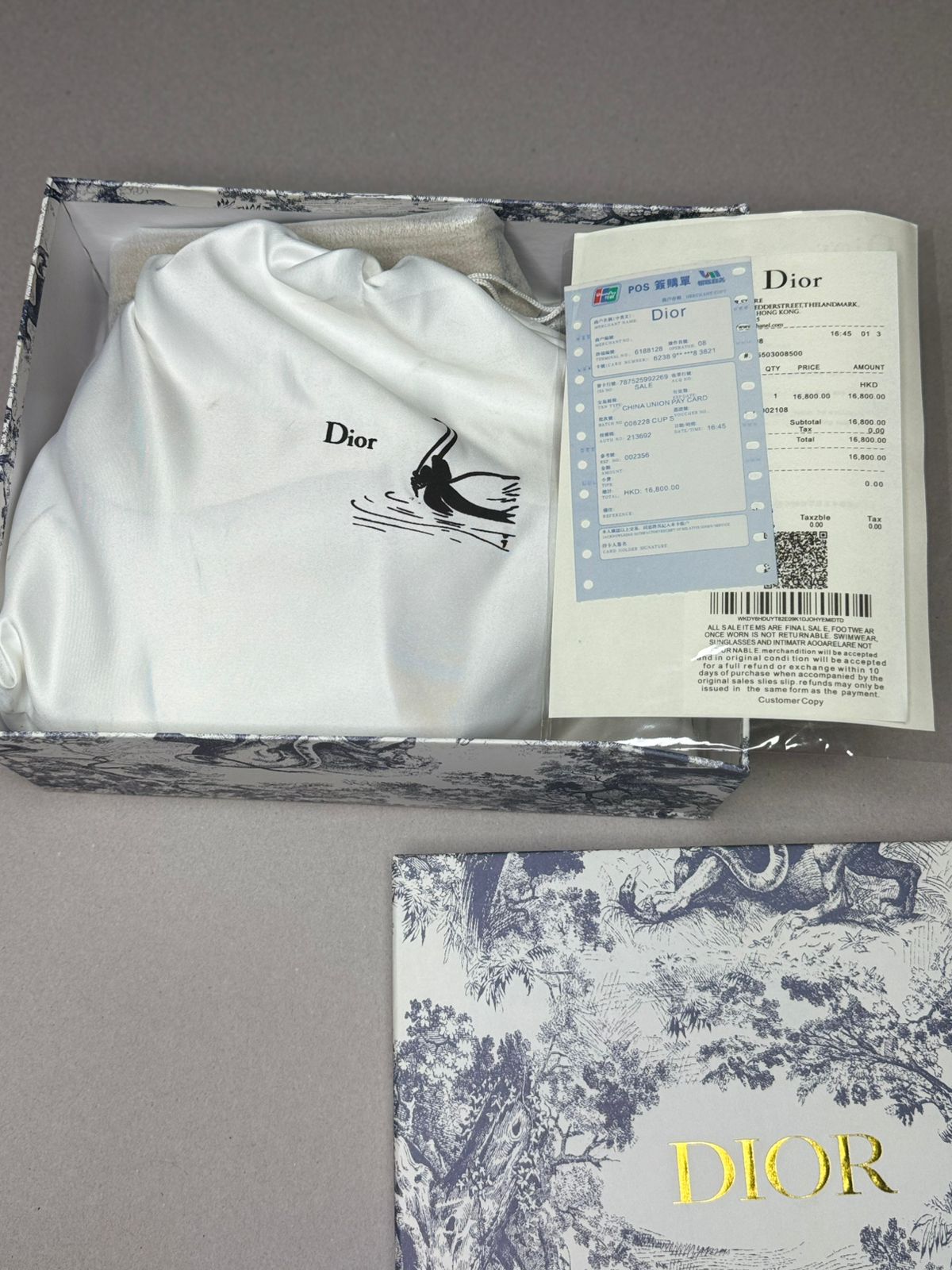 Bolso de Lujo en Piel Blanca con Diseño Asimétrico AAA
