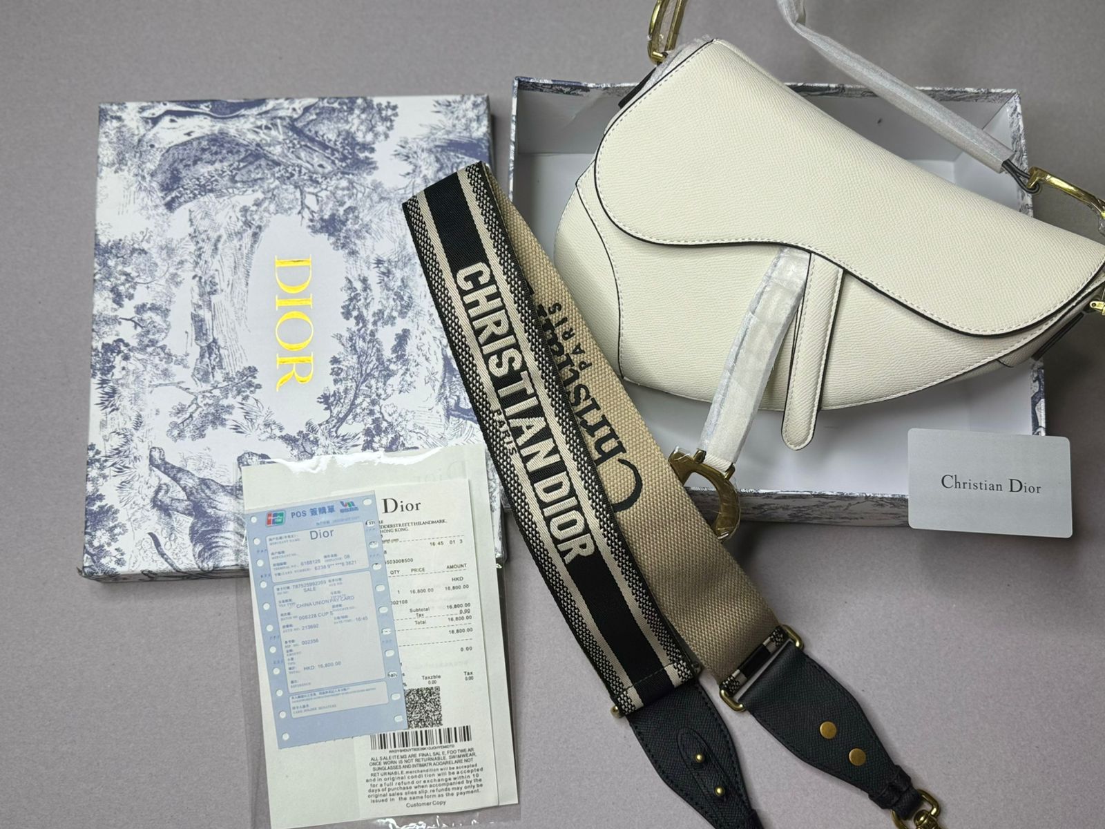 Bolso de Lujo en Piel Blanca con Diseño Asimétrico AAA
